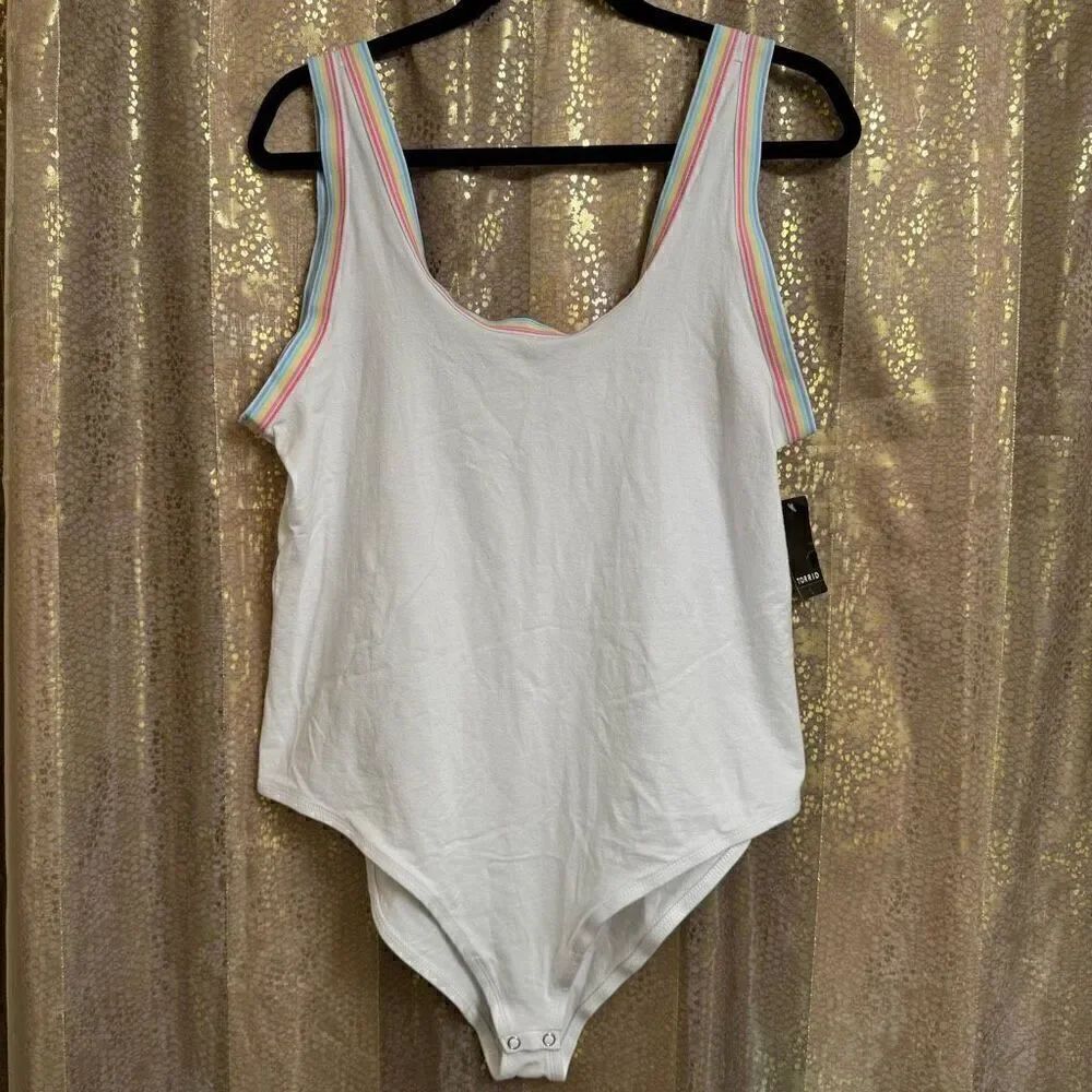 Torrid Bright White Foxy Scoop Neck Ribbed Ringer Bodysuit 2X 18/20 NWT